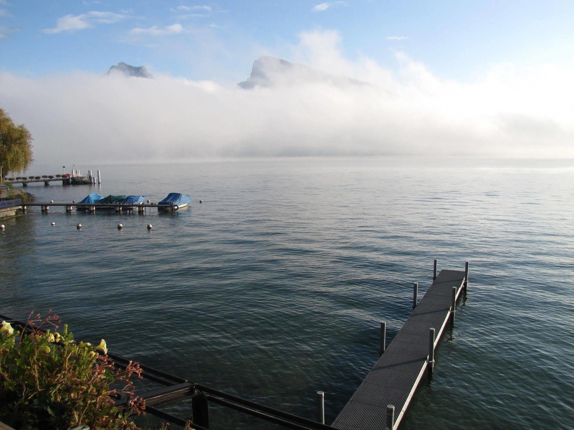 Strandhotel Seeblick Faulensee Exterior foto